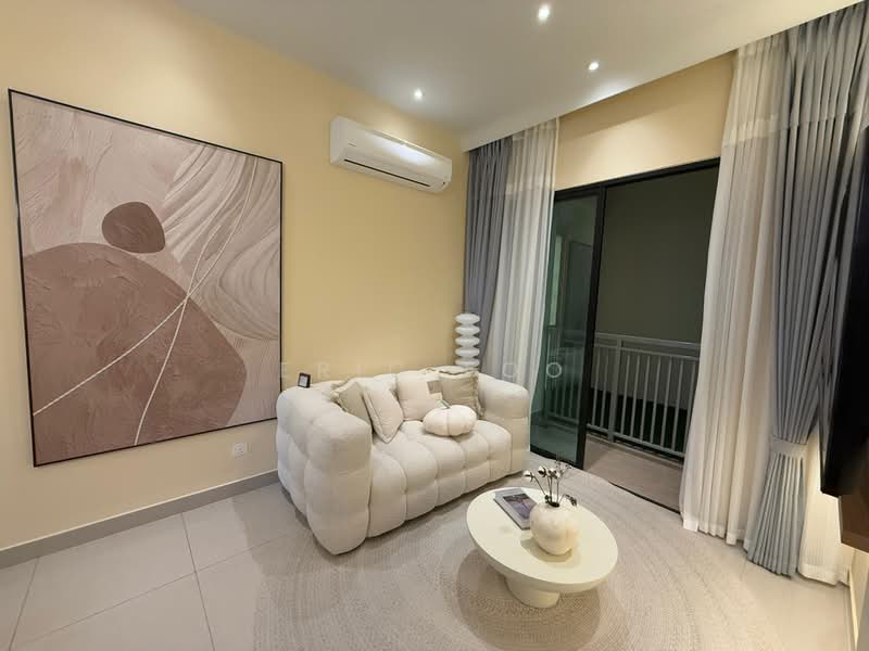 Pangsapuri untuk Dijual di Pinegate Residency Project~Kimlun Land - Eric Foo - Living Room - PropertyGuru.com.my