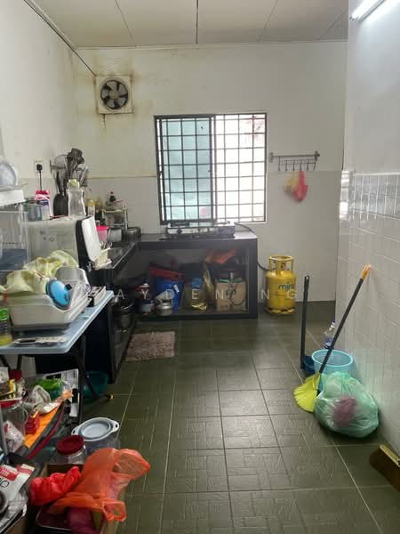 Rumah Teres 2 Tingkat untuk Dijual di Taman Johor Jaya (Johor Bahru) - Jayden Ng - Kitchen - PropertyGuru.com.my