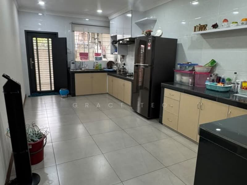 Rumah Teres 2-Tingkat untuk Disewa di Kota Kinabalu (Sabah) - Grace Teo - Kitchen - PropertyGuru.com.my