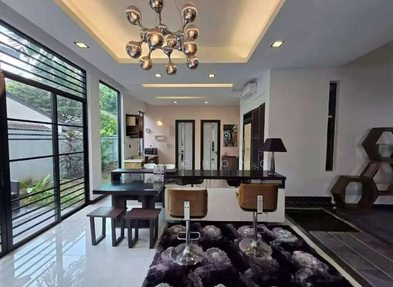 Bungalow for Rent in Seksyen 1 (Petaling Jaya) - Eva Chong - Living Room - PropertyGuru.com.my