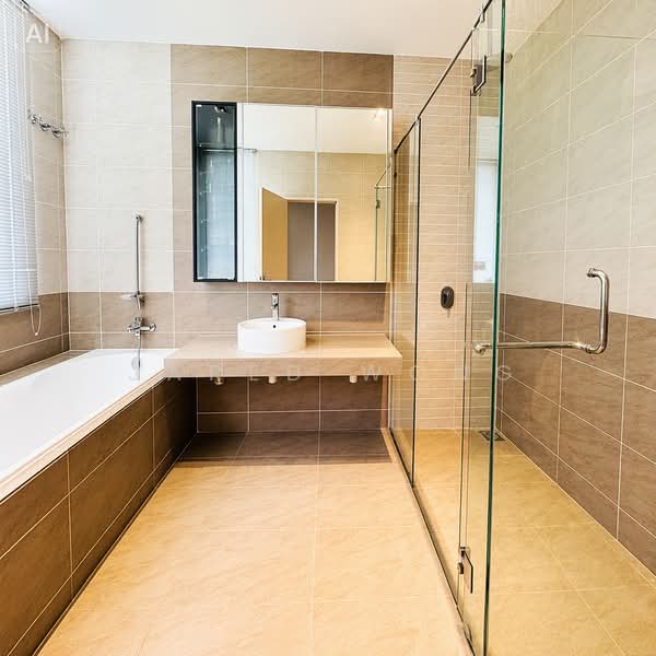 Rumah Berkembar untuk Dijual di Garden Residence (Cyberjaya) - Jared Wong - Bathroom - PropertyGuru.com.my