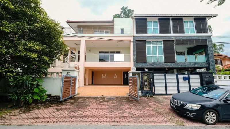 Semi-Detached House for Sale in Ampang Jaya (Ampang) - Aimi Mahirah - Exterior - PropertyGuru.com.my