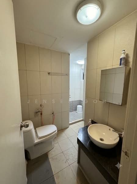 Apartment for Sale at Larkin Residence - Jensen Goh - Bathroom - PropertyGuru.com.my
