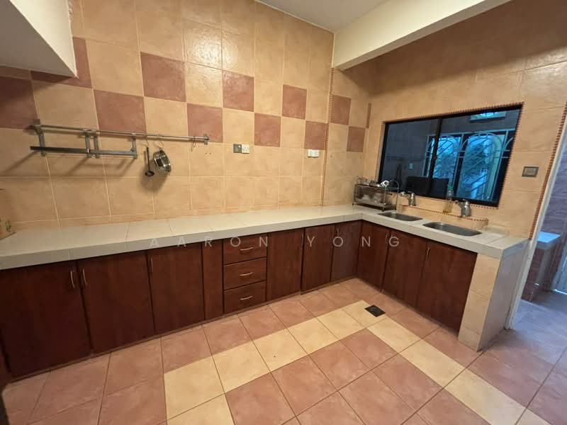 2-storey Terraced House for Sale in Taman Bukit Permai (Ampang) - Aaron Yong - Kitchen - PropertyGuru.com.my