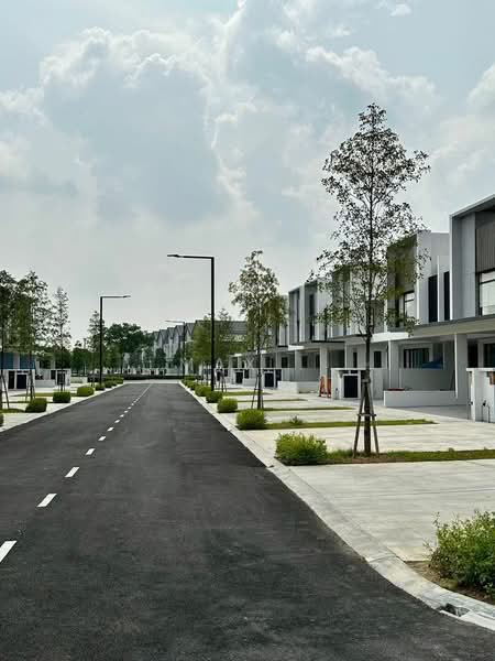 2-storey Terraced House for Sale in Petaling Jaya (Selangor) - Max . - Exterior - PropertyGuru.com.my