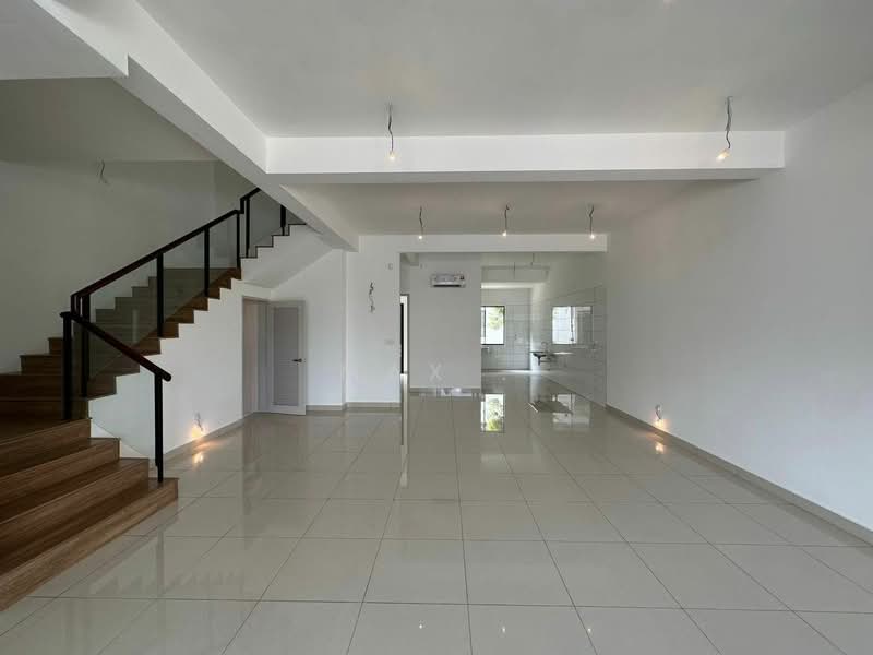 2-storey Terraced House for Sale in Petaling Jaya (Selangor) - Max . - Living Room - PropertyGuru.com.my