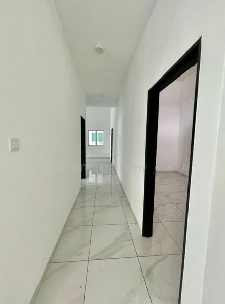 Rumah Berkembar untuk Dijual di Bandar Baru Sri Klebang (Chemor) - Phoebe Chang - Corridor - PropertyGuru.com.my