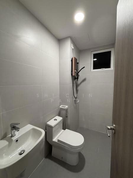 Service Residence for Rent at TRELLIS RESIDENCES - Shi Chin Pang - Bathroom - PropertyGuru.com.my