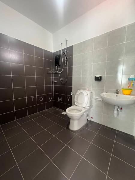 Cluster House for Sale in Kangkar Pulai (Skudai) - Tommy Tai - Bathroom - PropertyGuru.com.my