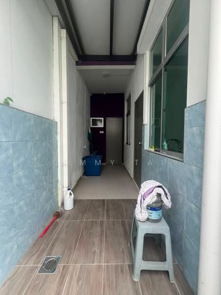 Cluster House for Sale in Kangkar Pulai (Skudai) - Tommy Tai - Corridor - PropertyGuru.com.my