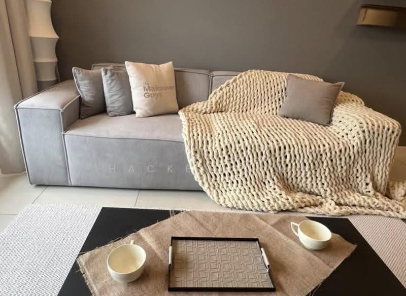 Kediaman Servis untuk Disewa di Maya Ara Residences - Hacken Gan - Living Room - PropertyGuru.com.my