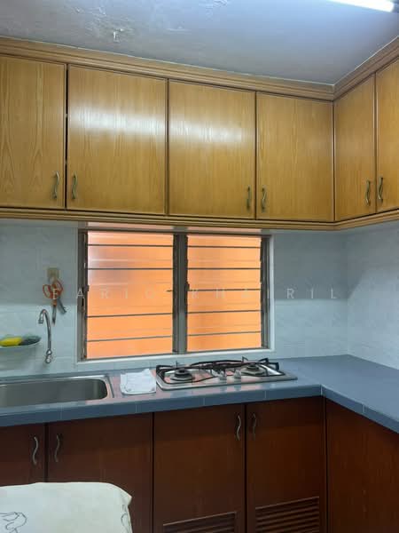 Flat for Sale at Bandar Baru Teluk Kumbar - Fariq Khairil - Kitchen - PropertyGuru.com.my
