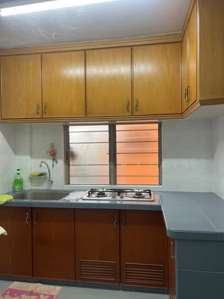 Flat for Sale at Bandar Baru Teluk Kumbar - Fariq Khairil - Kitchen - PropertyGuru.com.my
