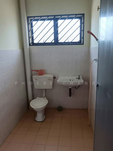Rumah Teres untuk Dijual di Kuala Kangsar (Perak) - Phoebe Chang - Bathroom - PropertyGuru.com.my