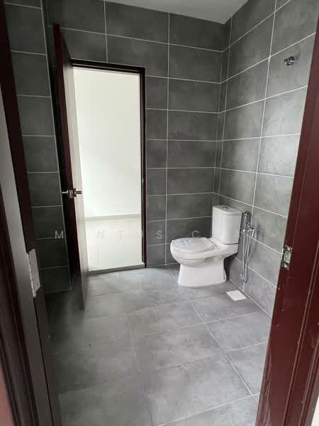 3-storey Terraced House for Sale in Batu 9 (Cheras) - Mantus Chai - PropertyGuru.com.my