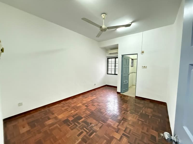 1.5-storey Terraced House for Sale in Bandar Seri Alam (Masai) - Shu Ean Tiong - Interior - PropertyGuru.com.my