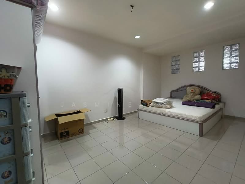 2-storey Terraced House for Sale in Saujana Damansara (Damansara Damai) - Jasmine Ong - Bedroom - PropertyGuru.com.my