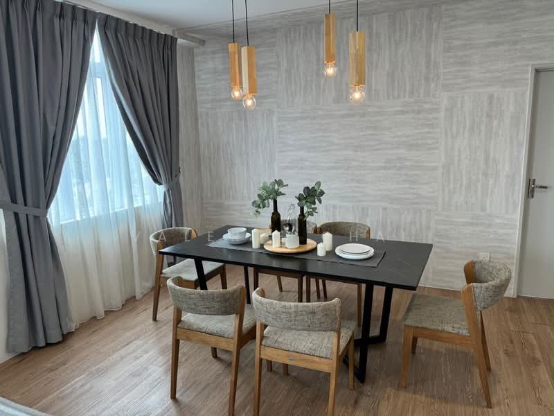 Apartment for Rent at McKenzie Avenue - Valerie Chai - Dining Room - PropertyGuru.com.my