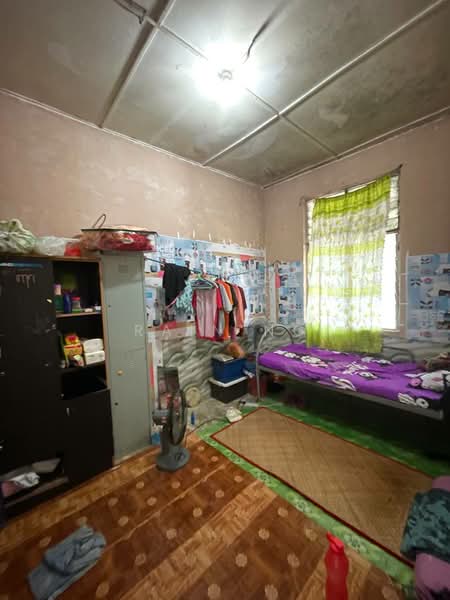 Rumah Teres 1 Tingkat untuk Dijual di Senai (Johor) - Rain Ng - Bedroom - PropertyGuru.com.my