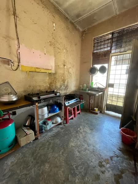 Rumah Teres 1 Tingkat untuk Dijual di Senai (Johor) - Rain Ng - Kitchen - PropertyGuru.com.my