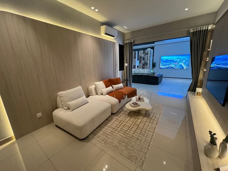 Kondominium untuk Dijual di Radium Arena (Urban Residences) Old Klang Road - Tw Lun - Living Room - PropertyGuru.com.my