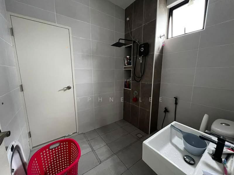 Terraced House for Sale in Taman Desa Tebrau (Tebrau) - Daphne Lee - Bathroom - PropertyGuru.com.my