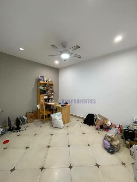 Semi-Detached House for Sale in Ulu Tiram (Johor) - Rain Ng - Study - PropertyGuru.com.my