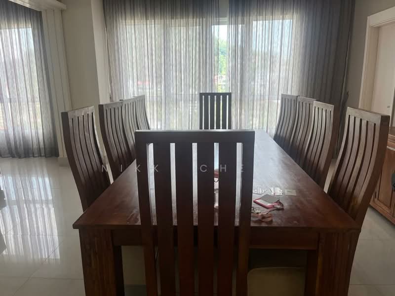 Kondominium untuk Disewa di The Cove Condominium - Nikki Cheah - Dining Room - PropertyGuru.com.my