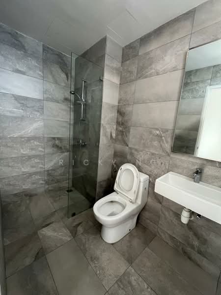 Servis Apartment untuk Disewa di Equine Residence - Ricky Ng - Bathroom - PropertyGuru.com.my