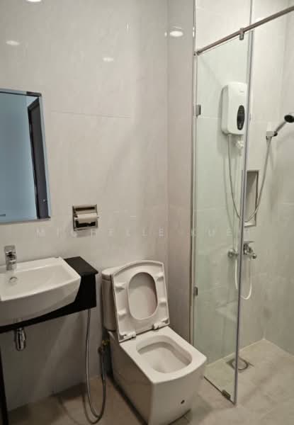 Condominium for Rent at Paragon Suites @ CIQ - Michelle Kueh - Bathroom - PropertyGuru.com.my
