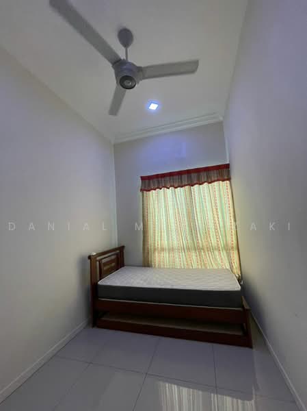 1-storey Terraced House for Rent in Hijauan Valdor (Sungai Jawi) - Danial Mohd Zaki - Bedroom - PropertyGuru.com.my