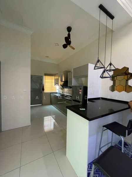 1-storey Terraced House for Rent in Hijauan Valdor (Sungai Jawi) - Danial Mohd Zaki - Kitchen - PropertyGuru.com.my