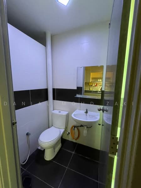 1-storey Terraced House for Rent in Hijauan Valdor (Sungai Jawi) - Danial Mohd Zaki - Bathroom - PropertyGuru.com.my
