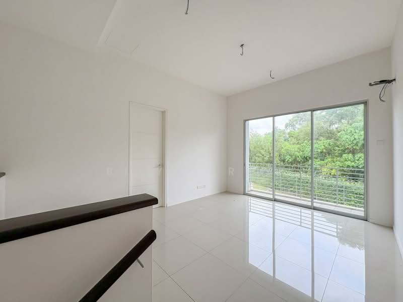 2-storey Terraced House for Sale in Tropicana Heights (Kajang) - BILYA ARIFF - Living Room - PropertyGuru.com.my
