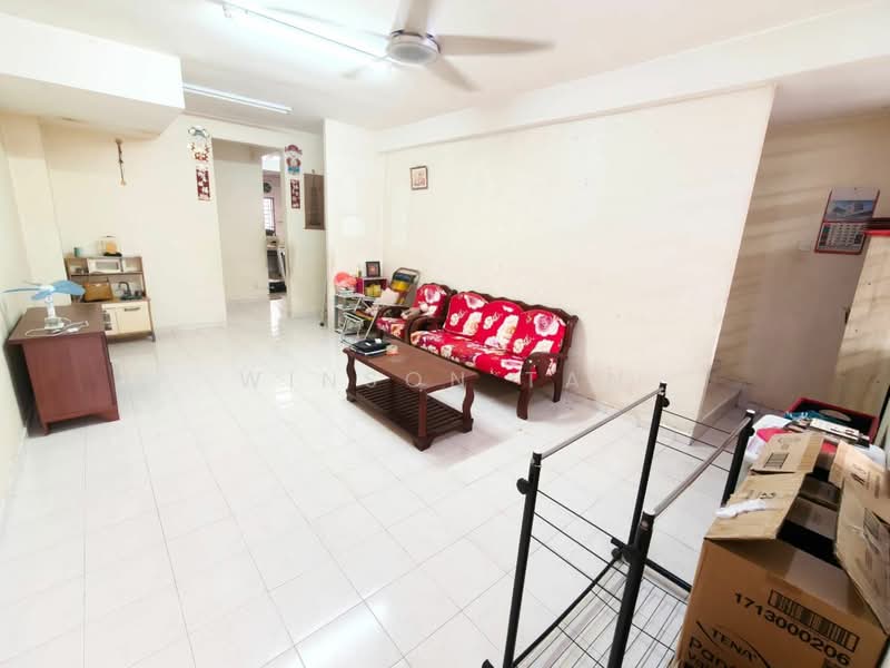 Rumah Teres 2 Tingkat untuk Dijual di Taman Pulai Indah (Johor Bahru) - Winson Tan - Living Room - PropertyGuru.com.my