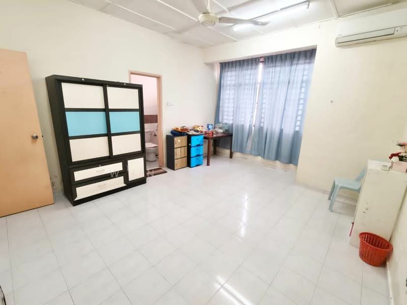 Rumah Teres 2 Tingkat untuk Dijual di Taman Pulai Indah (Johor Bahru) - Winson Tan - Living Room - PropertyGuru.com.my