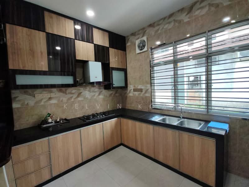 1-storey Terraced House for Sale in Taman Bestari Indah (Ulu Tiram) - Kelvin Koay - Kitchen - PropertyGuru.com.my