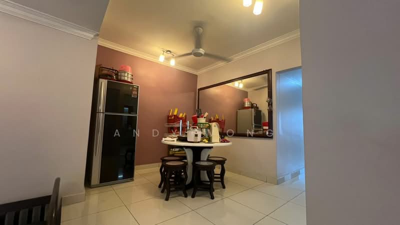 Pangsapuri untuk Disewa di Sea Park Apartment - Andy Wong - Dining Room - PropertyGuru.com.my
