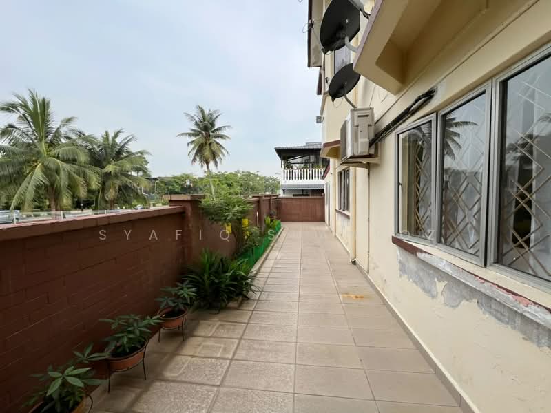 Rumah Teres 2 Tingkat untuk Dijual di Seksyen 8 (Shah Alam) - Syafiq Shamroz - Exterior - PropertyGuru.com.my