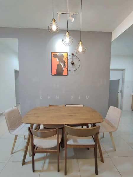 Service Residence for Rent at Meridin Bayvue Serviced Apartment - Ken Sim - Dining Room - PropertyGuru.com.my