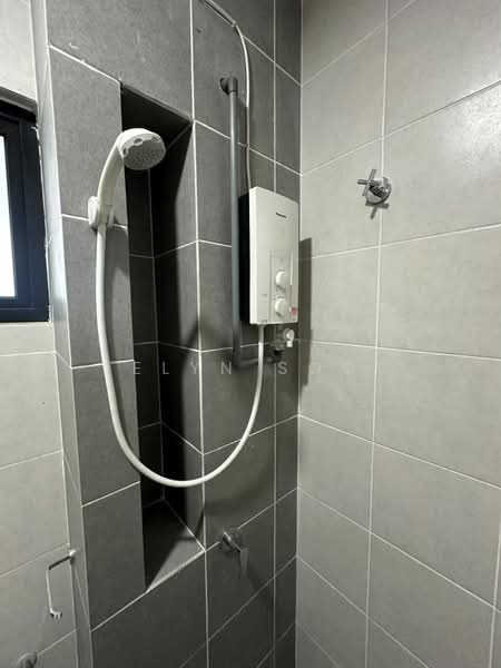 Rumah Teres 2 Tingkat untuk Disewa di Alam Impian (Shah Alam) - Elyn Soo - Bathroom - PropertyGuru.com.my
