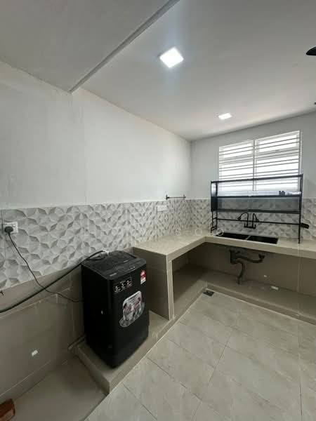 Rumah Teres 2 Tingkat untuk Disewa di Alam Impian (Shah Alam) - Elyn Soo - Kitchen - PropertyGuru.com.my