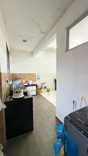Rumah Teres 2.5 Tingkat untuk Dijual di Larkin (Johor Bahru) - Melinda Ee - Kitchen - PropertyGuru.com.my
