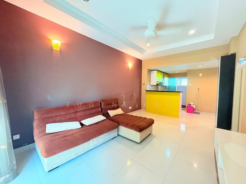 Condominium for Sale at Bayan Villa, Seri Kembangan - Eugene Kho - Living Room - PropertyGuru.com.my