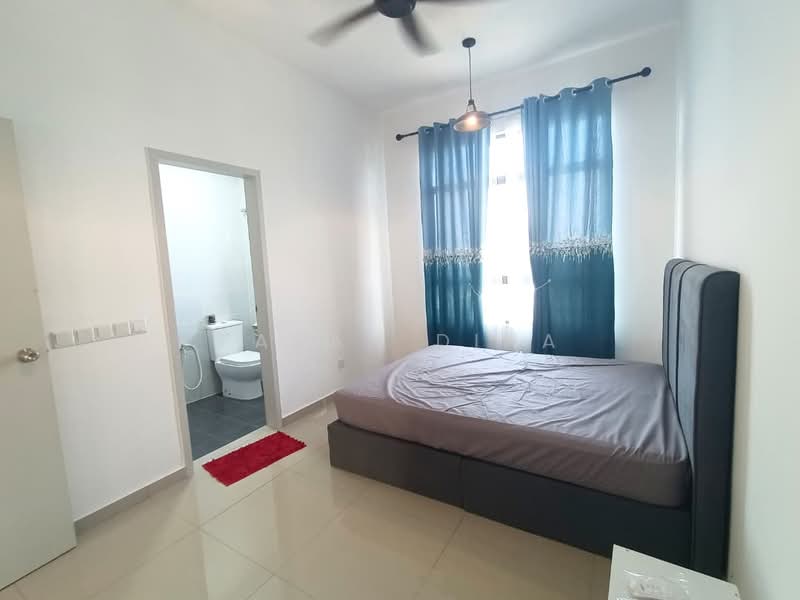 Townhouse for Rent in Eco Grandeur (Puncak Alam) - Farah Dina - Bedroom - PropertyGuru.com.my