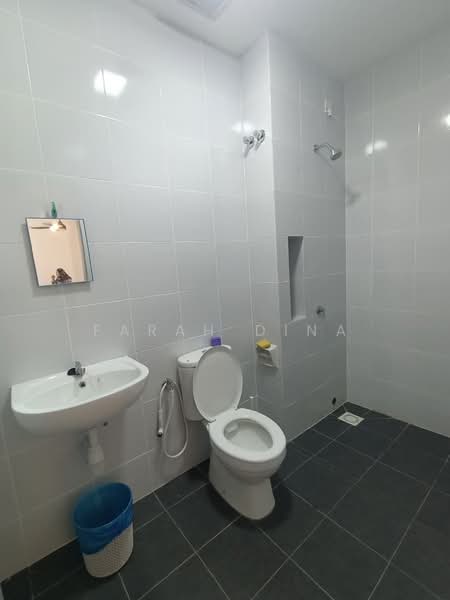 Townhouse for Rent in Eco Grandeur (Puncak Alam) - Farah Dina - Bathroom - PropertyGuru.com.my