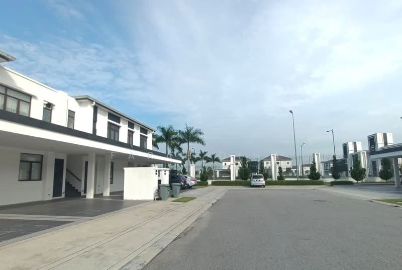 Townhouse for Rent in Eco Grandeur (Puncak Alam) - Farah Dina - Exterior - PropertyGuru.com.my