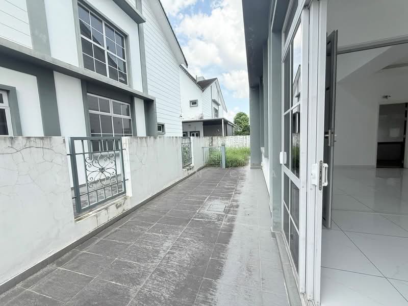 Rumah Berkembar untuk Dijual di Taman Ekoflora (Johor Bahru) - Nathan Chan - PropertyGuru.com.my