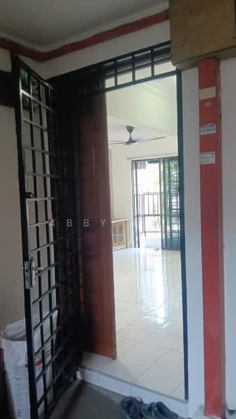 Kondominium untuk Disewa di Villa Condominium - Abby Woo - Living Room - PropertyGuru.com.my