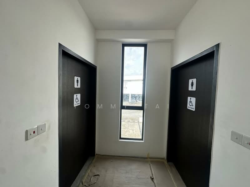 Office for Rent in Bukit Indah (Iskandar Puteri (Nusajaya)) - Tommy Tai - Corridor - PropertyGuru.com.my